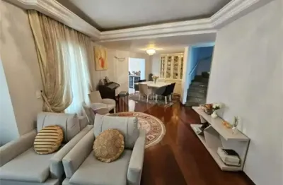 Casa  à venda com 3 quartos, sendo 2 suítes,  no condomínio vila borghese, são paulo - sp