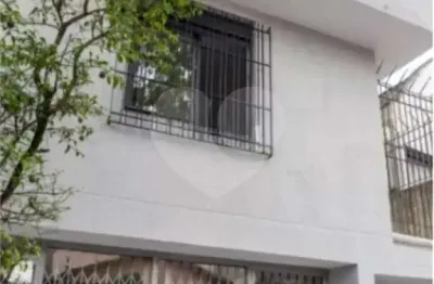 Casa à venda com 4 quartos, sendo 2 suítes,  em saúde, são paulo - sp