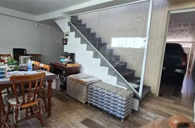 Sobrado à venda com 3 quartos, sendo 1 suíte,  em vila regente feijó, são paulo - sp