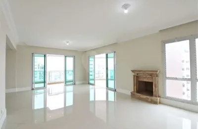 Apartamento à venda com 4 quartos, sendo 3 suítes,  no condomínio brasília lunna, são paulo - sp