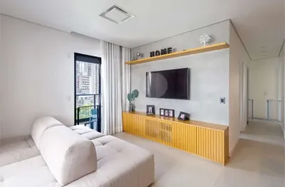 Apartamento à venda com 3 quartos, sendo 1 suíte,  no condomínio vn Capote Valente, São Paulo - SP