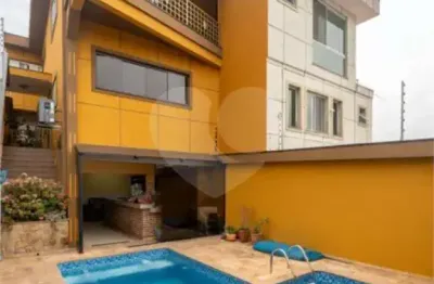 Sobrado à venda com 3 quartos, sendo 3 suítes,  em chácara inglesa, são paulo - sp