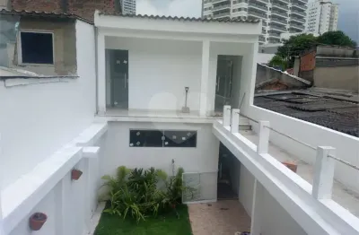 Casa comercial com 7 salas para alugar na Rua Visconde de Guaratiba, Ipiranga, São Paulo