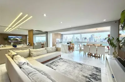 Apartamento à venda com 3 quartos, sendo 3 suítes,  no condomínio Araribá, São Paulo - SP