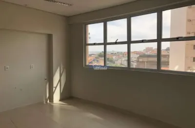 Sala para aluguel com 33 m² e 1 quarto em Vila Santo Antônio, Bauru - SP