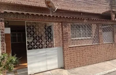 Casa em condomínio fechado com 2 quartos à venda na Estrada Intendente Magalhães, 686, Vila Valqueire, Rio de Janeiro