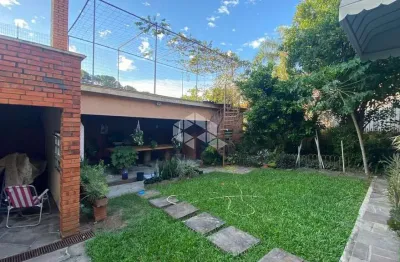 Casa com 3 quartos à venda na rua congo, 264, vila ipiranga, porto alegre por r$ 800.000