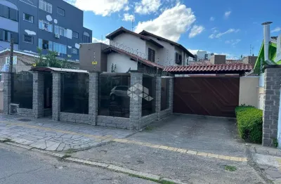 Casa em condomínio fechado com 3 quartos à venda na rua santa helena, 60, centro, canoas por r$ 595.000