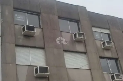 Apartamento com 3 quartos à venda na barão de santo ângelo, 108, centro, canoas por r$ 290.000