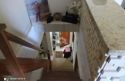 Casa com 2 quartos à venda na rua da amizade, 32, estância velha, canoas por r$ 730.000