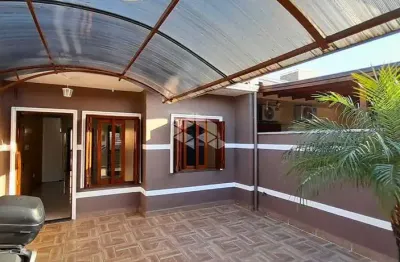 Casa com 2 quartos à venda na rua guia lopes, 188, harmonia, canoas por r$ 379.000