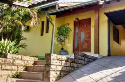 Casa com 4 quartos à venda na rua do parque, 467, padre reus, são leopoldo por r$ 630.000