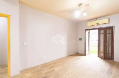 Casa com 2 quartos à venda na santa clara, 418, rio branco, canoas por r$ 380.000