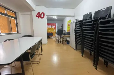 Sala comercial à venda na rua dos andradas, 1560, centro histórico, porto alegre por r$ 70.000