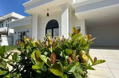 Casa em condomínio fechado com 3 quartos à venda na professor darcy ribeiro, 144, morada da colina, resende por r$ 3.000.000