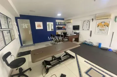 Sala comercial à venda na saturnino braga, 369, centro, resende por r$ 280.000