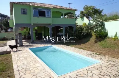 Casa com 3 quartos à venda na quatro, 419, vila verde, resende por r$ 550.000