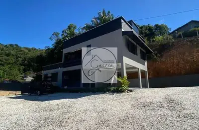 Apartamento para alugar no bairro Primeiro de Maio - Brusque/SC