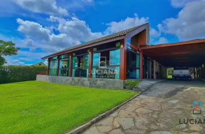 Linda casa em condomínio de alto padrão para venda em gravatá/pe