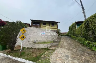 De r$ 1.100.000 por r$ 800.000 casa com 3 níveis cond. fechado