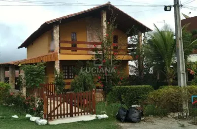 Belíssima casa em condomínio fechado próximo ao centro e com vista