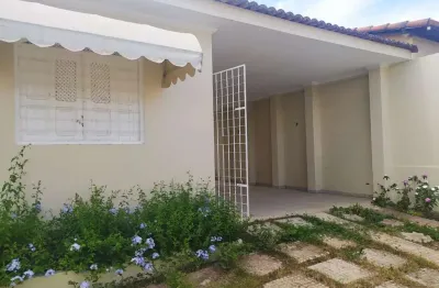 Casa com 3 quartos à venda na Rua Doutor Amaury de Medeiros, 2, COHAB-ll, Gravatá