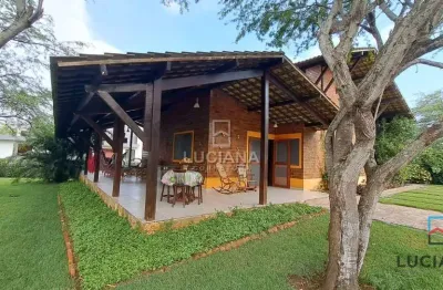 Casa com 4 quartos jardim amplo condomínio estilo fazenda