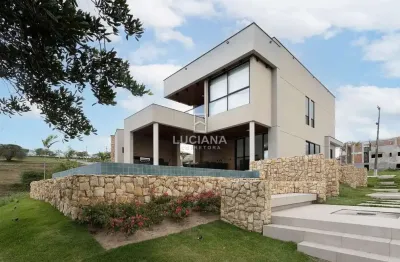 Confira! casa de alto padrão com 4 suítes em condomínio referência em gravatá/pe