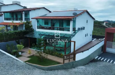 Belissima casa de condomínio com vista panorâmica da cidade