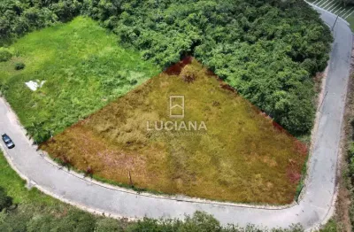 De esquina! terreno com área incrível em condomínio de alto padrão em gravatá/pe