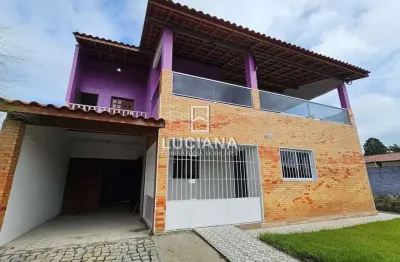 Excelente localização! casa com piscina perto do centro de gravatá/pe