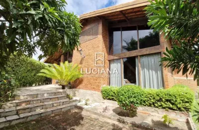 4 quartos! casa à venda em condomínio a 900 metros da br-232 em gravatá/pe!