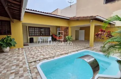 No coração da cidade! casa com 3 quartos em excelente localização - gravatá/pe