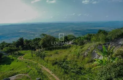 A vista mais linda que você já viu! 4,28 hectares para venda em serra negra!
