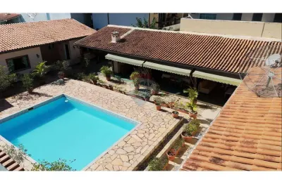 Casa à venda ogiva, cabo frio/rj - 5 quartos/suíte, terreno 630m² | 279m² de área útil apenas r$ 890 mil