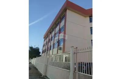 Apartamento com 1 quarto à venda na Avenida Araruama, 877, Centro, Araruama