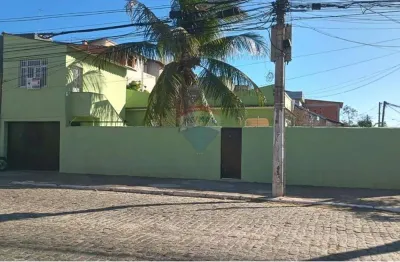 Casa espaçosa de 3 quartos, 300m2, a venda em são cristóvão/ cabo frio: seu novo lar!