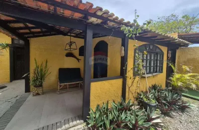 Casa de 2 quartos à beira-mar em unamar, cabo frio! apenas 250 mil.