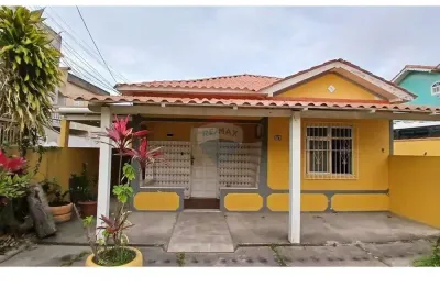 Casas Independentes à venda em São Pedro da Aldeia/RJ, com 182m², por R$ 280mil à vista