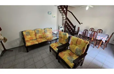 Casa duplex a venda em condomínio no peró | 3 quartos – cabo frio/rj | r$ 400 mil