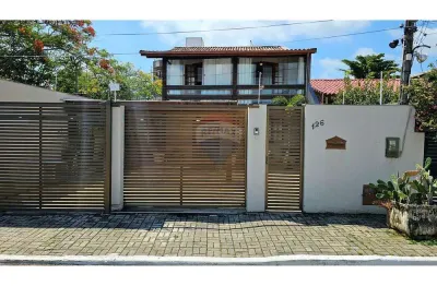 Casa aconchegante a venda no bosque da praia, rio das ostras/rj - 3 quartos, apenas r$840 mil!