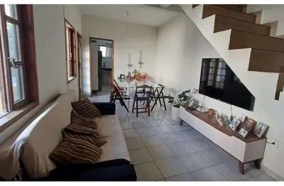 Casa  a venda, 3 quartos em campo redondo, são pedro da aldeia/rj, com 120m2 por 300 mil !!!