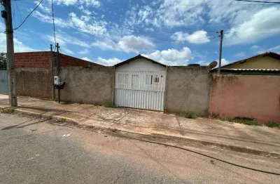 Casa bairro canelas em várzea grande na rua bico de arara