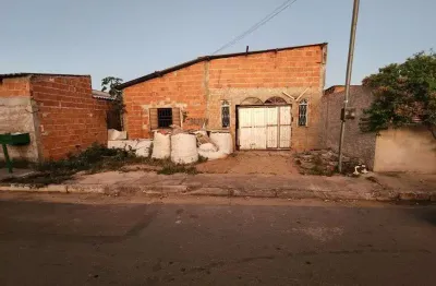 Vendo um lote com casa inacabada na rua sete preda 90 em cuiabá