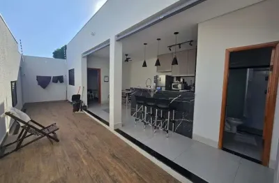Linda casa cidade alta ao lado da arena pantanal excelente localização em cuiabá.
