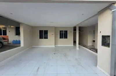 Alugo casa 2/4 ampliada e com energia solar incluso condomínio esmeralda em várzea grande
