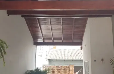 Casa com 3 quartos à venda na Rua Dois, 10, Jardim Comodoro, Cuiabá