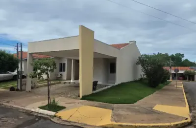 Casa de ESQUINA Condomínio Esmeralda Casa 3/4 c/ Garagem Coberta Av. Mario Andreazza, Várzea Grande.