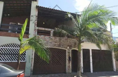 Sobrado para Locação em Itanhaém, SUARÃO, 2 dormitórios, 2 suítes, 1 banheiro, 1 vaga