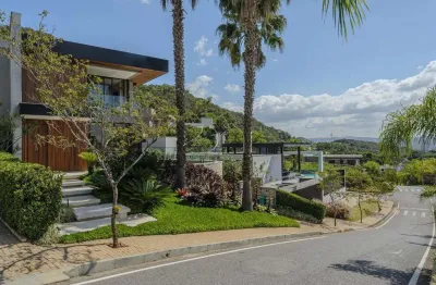Casa em condomínio | 5 suítes | venda | quintas do sol